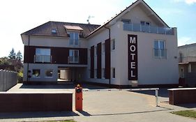 Motel Senec